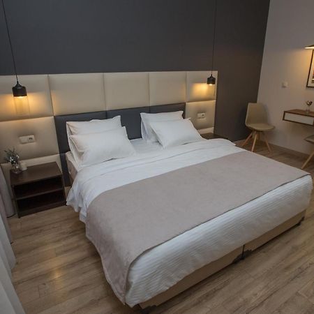 History Hotel Тбилиси Екстериор снимка
