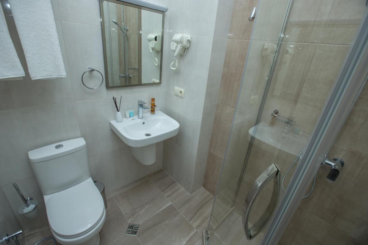 History Hotel Тбилиси Екстериор снимка