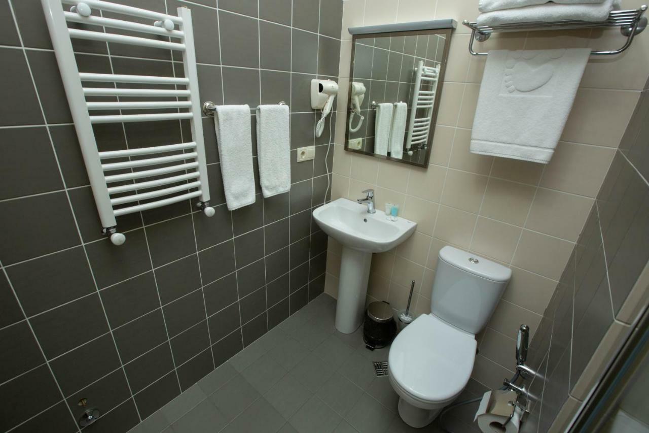 History Hotel Тбилиси Екстериор снимка