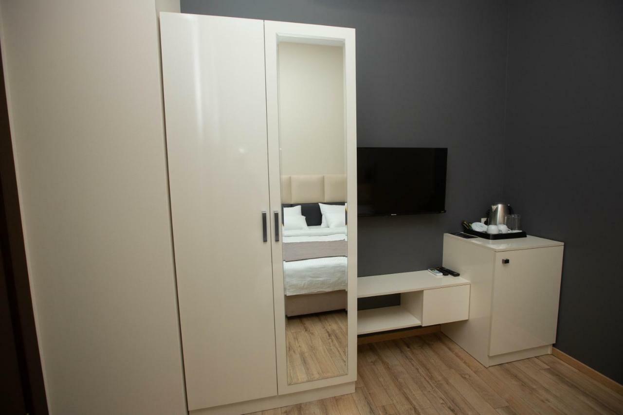 History Hotel Тбилиси Екстериор снимка